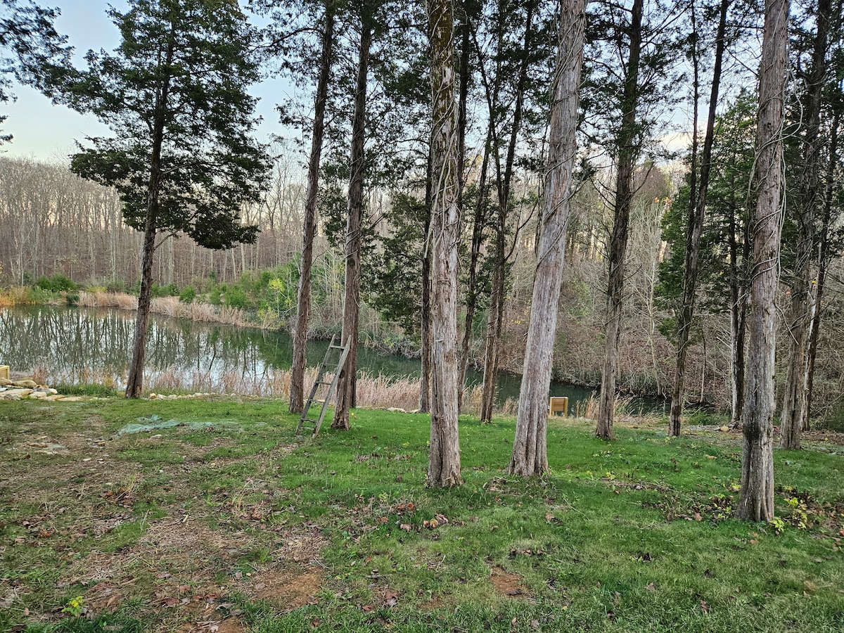 Cedar Rustic Cabin photo 9