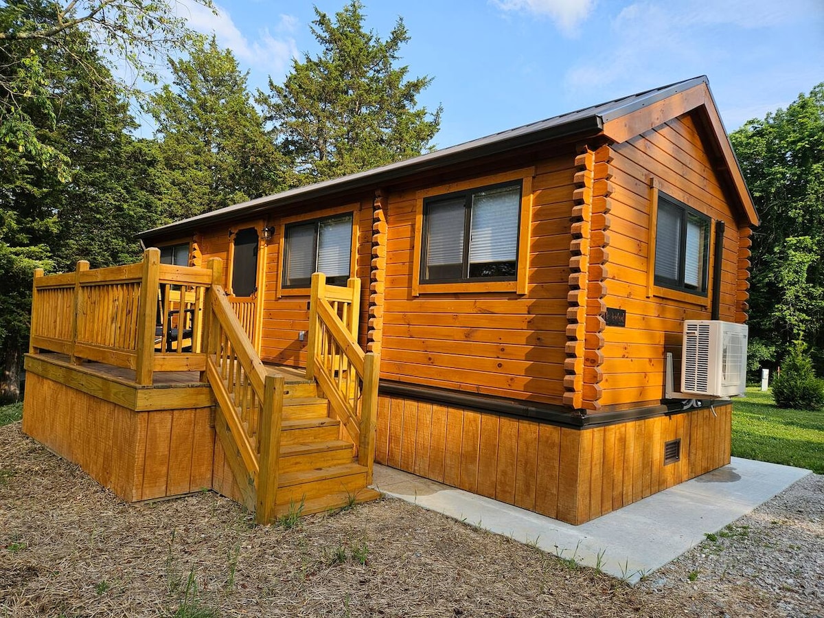 Walnut Woodland Cabin exterior